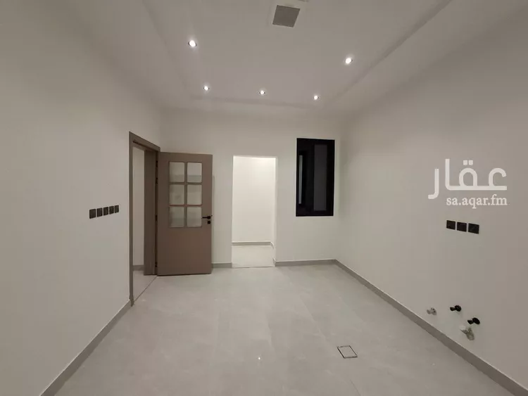 Floor for Sale in Riyadh Tuwaiq 7