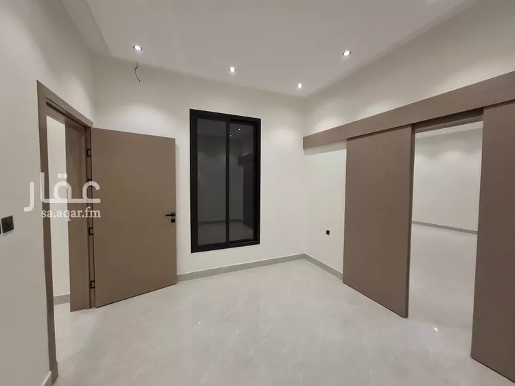 Floor for Sale in Riyadh Tuwaiq 8