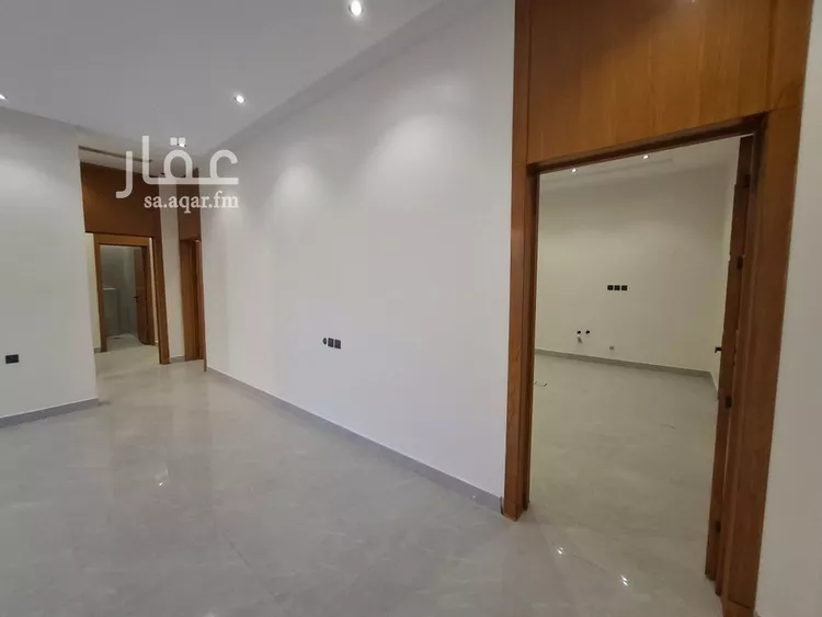 Floor for Sale in Riyadh Tuwaiq 15