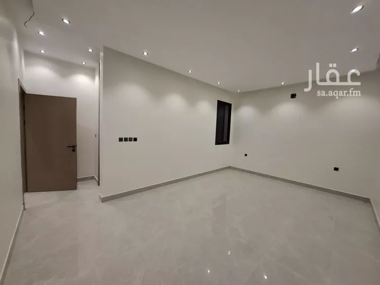 Floor for Sale in Riyadh Tuwaiq 11