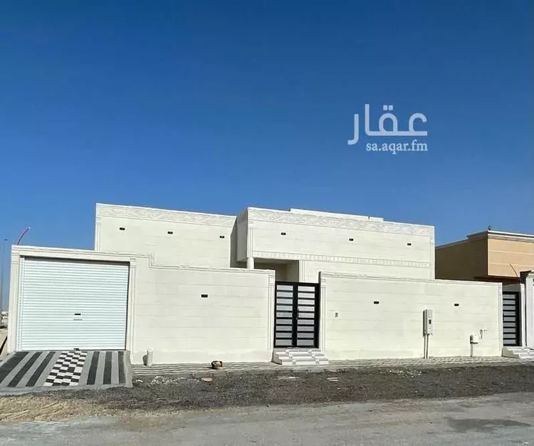 فيلا للبيع في شارع حي ج13 77, حي حي البساتين - بقيق, مدينة بقيق, المنطقة الشرقية صورة 2