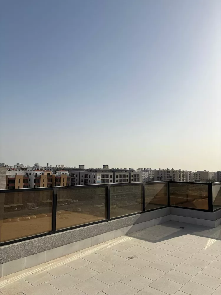 شقة للبيع في شارع العطايف, حي الحمراء, مدينة الخبر, المنطقة الشرقية 3