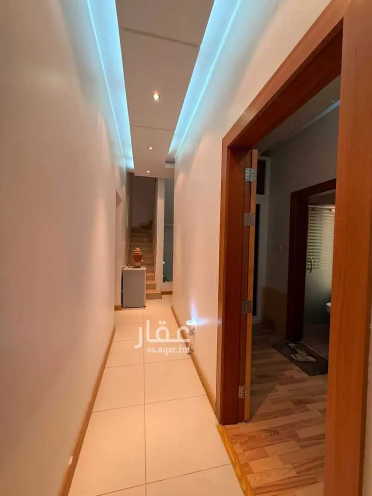 فيلا للبيع في شارع يزيد بن الاصم, حي العارض, مدينة الرياض, منطقة الرياض صورة 3