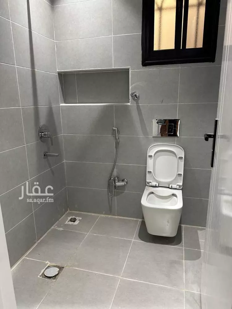 Floor for Sale in Khamis Mushait Ar Rabie 12