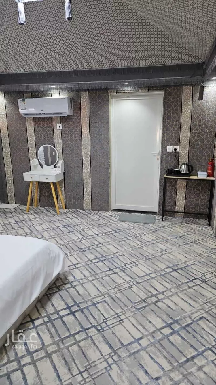 Floor for Sale in Khamis Mushait Ar Rabie 26