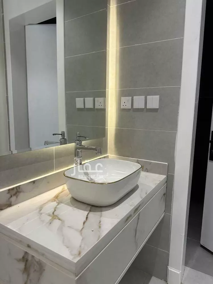 Floor for Sale in Khamis Mushait Ar Rabie 13