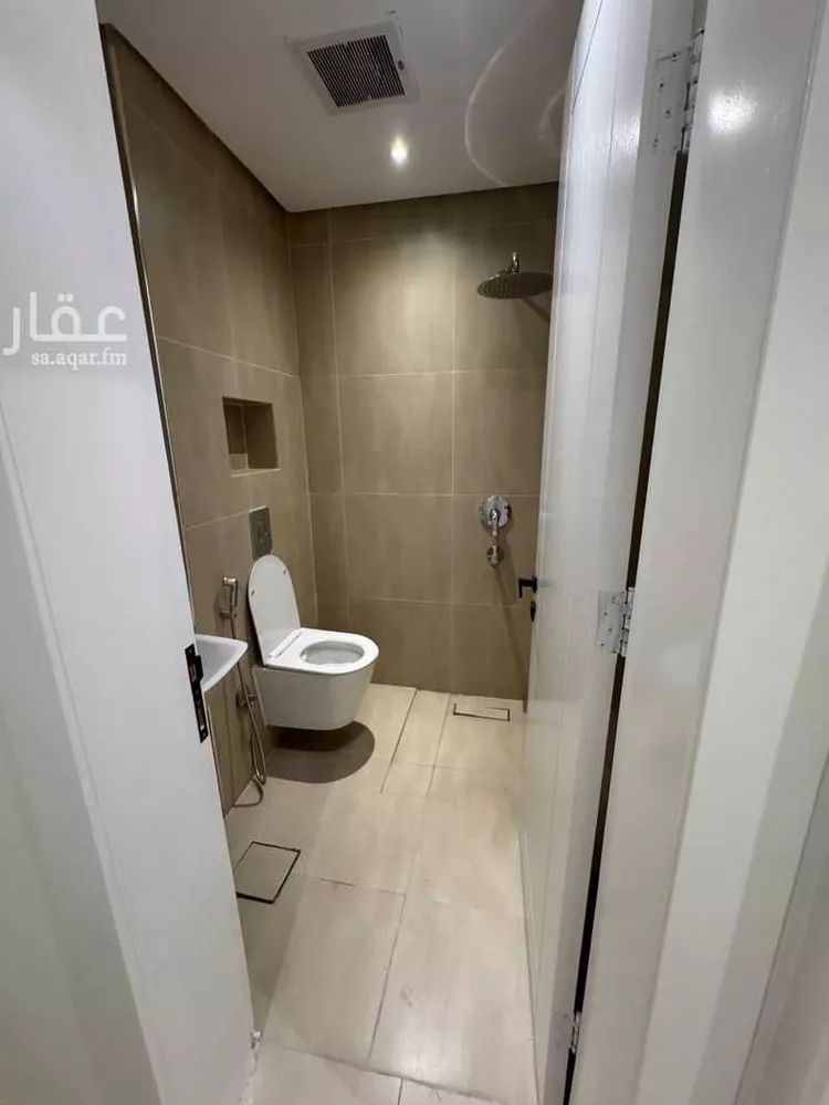 شقة للإيجار في شارع وادي هجر, حي الملقا, مدينة الرياض, منطقة الرياض صورة 3