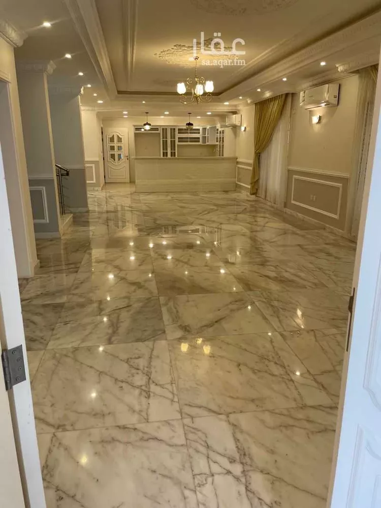 فيلا للإيجار في شارع التضامن, حي البحيرة, مدينة الخبر, المنطقة الشرقية صورة 3