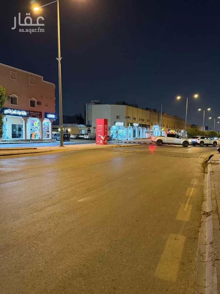 أرض للبيع في شارع الامير عبدالله ابن عبدالرحمن, حي ظهرة العودة شرق, مدينة الدرعية, منطقة الرياض صورة 3