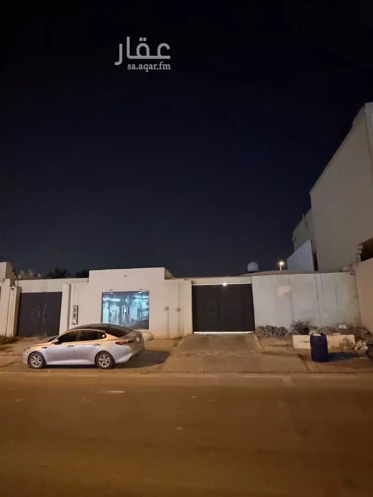 أرض للبيع في شارع الامير عبدالله ابن عبدالرحمن, حي ظهرة العودة شرق, مدينة الدرعية, منطقة الرياض صورة 2