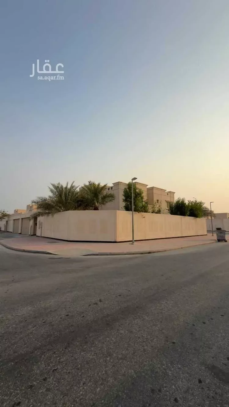 فيلا للبيع في شارع شارع عدان, حي جلمودة, مدينة مدينه الجبيل الصناعيه, المنطقة الشرقية صورة 2