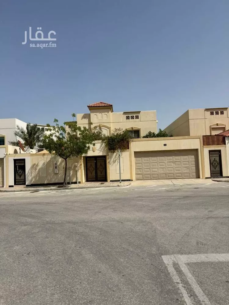 فيلا للبيع في شارع شارع الثمامة, حي جلمودة, مدينة مدينه الجبيل الصناعيه, المنطقة الشرقية