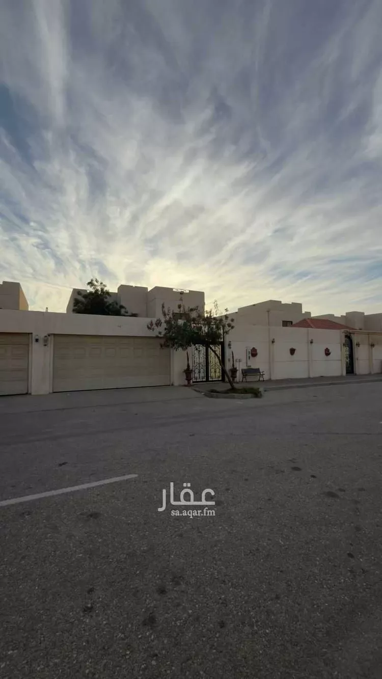 فيلا للبيع في شارع شارع السرو 10, حي المطرفية, مدينة مدينه الجبيل الصناعيه, المنطقة الشرقية صورة 2