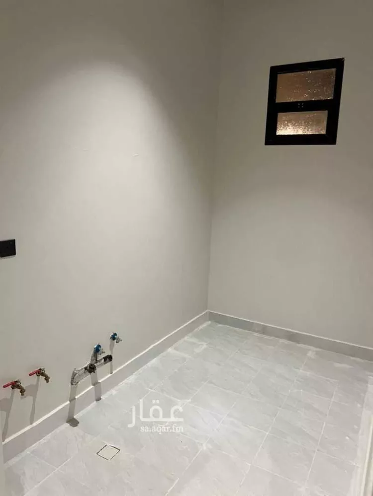 فيلا للبيع في شارع عبدالله القيرواني, حي الرمال, مدينة الرياض, منطقة الرياض 15