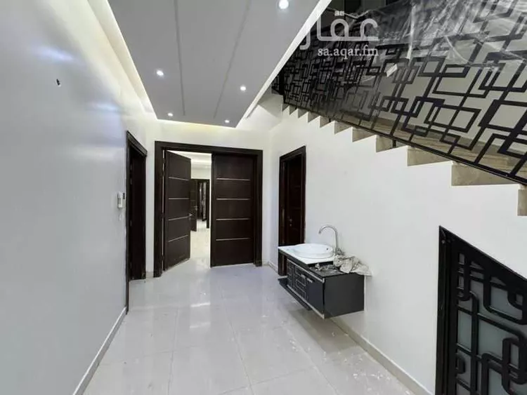 فيلا للبيع في شارع يحيى الواسطي, حي النرجس, مدينة الرياض, منطقة الرياض صورة 5