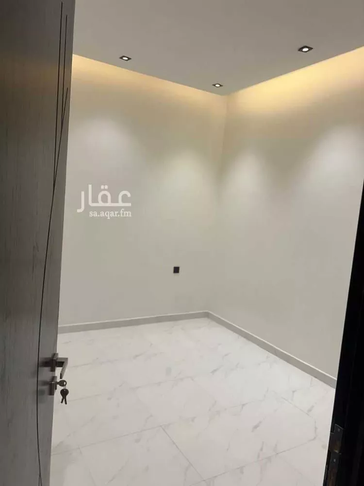 فيلا للإيجار في شارع يعقوب بن عمرو, حي الرمال, مدينة الرياض, منطقة الرياض صورة 4