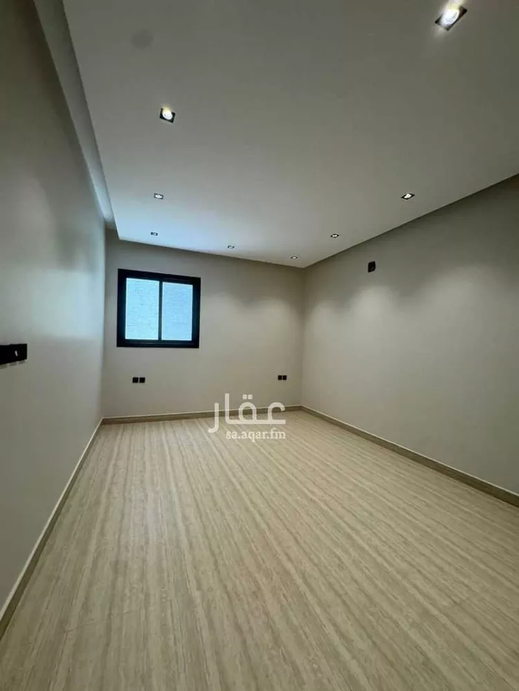 Floor for Sale in Riyadh Al Arid 12