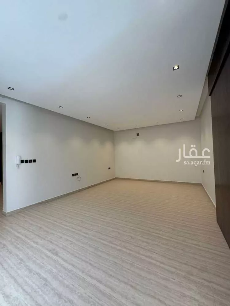 Floor for Sale in Riyadh Al Arid صورة 4