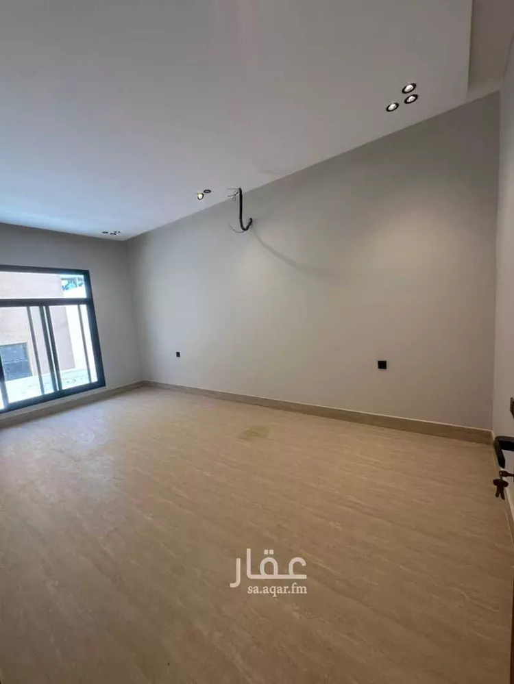 Floor for Sale in Riyadh Okaz صورة 2