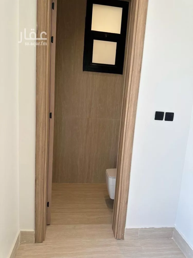 Floor for Sale in Riyadh Al Qirawan 15