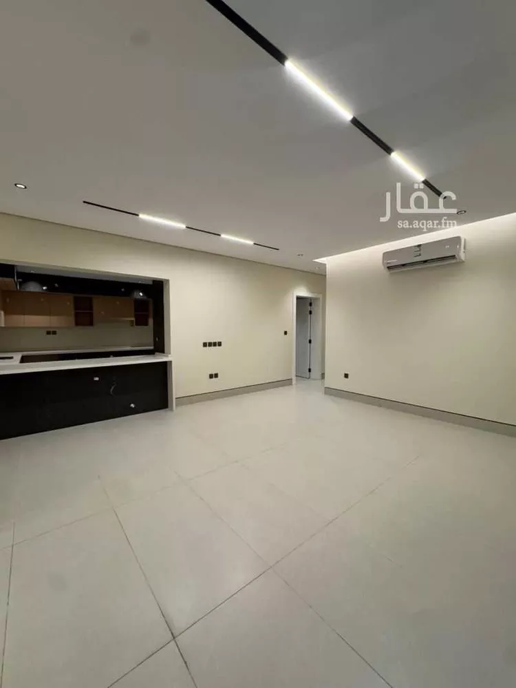 Floor for Sale in Riyadh King Fahd 9