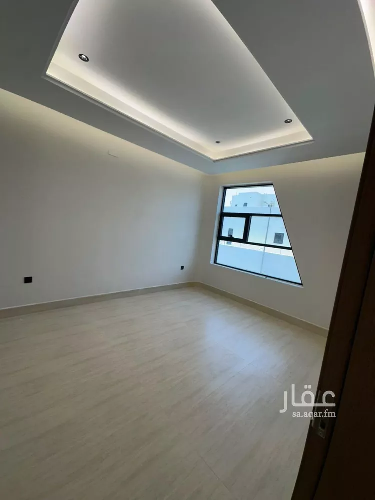 دور للبيع في شارع منجد, حي شبرا, مدينة الرياض, منطقة الرياض 7