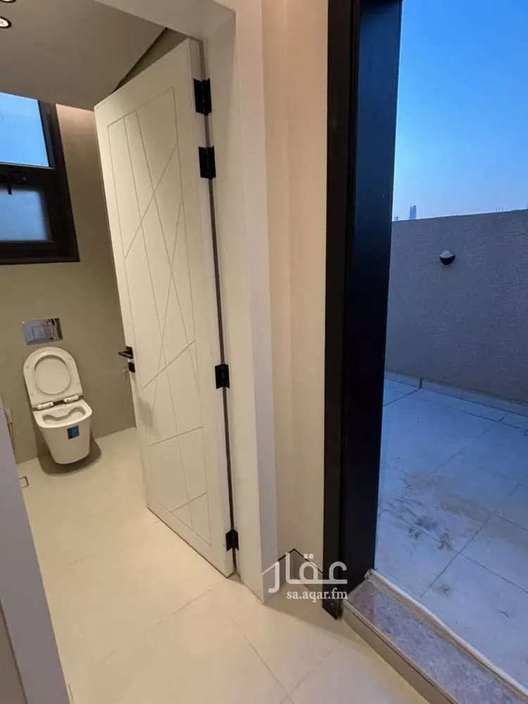 دور للبيع في شارع ابن اللبان, حي الملك فهد, مدينة الرياض, منطقة الرياض 11