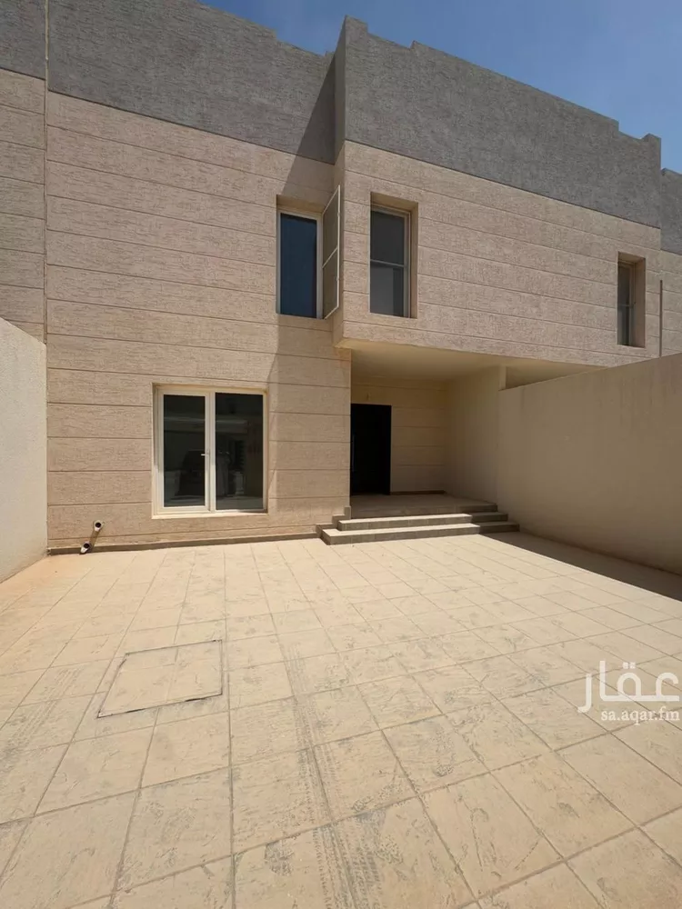 فيلا للبيع في شارع احمد بن الرفعة, حي مطار الملك خالد الدولي, مدينة الرياض, منطقة الرياض