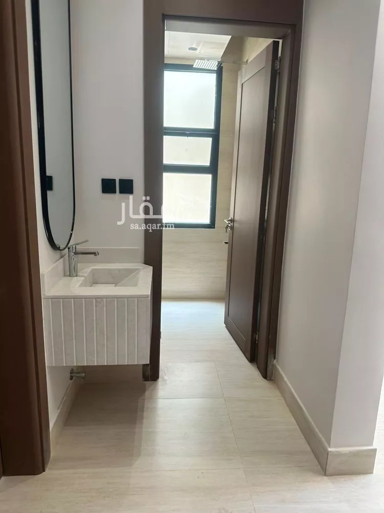 Floor for Sale in Riyadh Shubra صورة 2