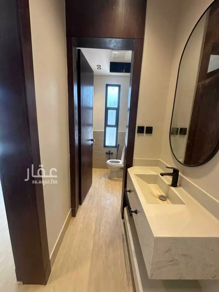 Floor for Sale in Riyadh Okaz صورة 4