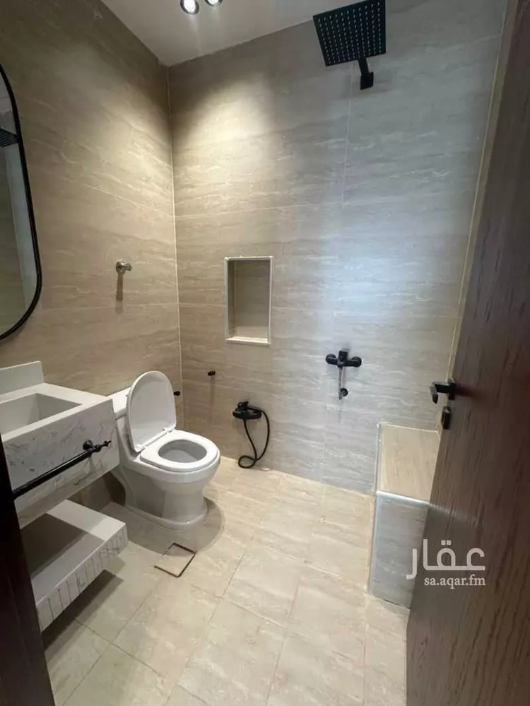 دور للبيع في حي عكاظ, مدينة الرياض, منطقة الرياض 7