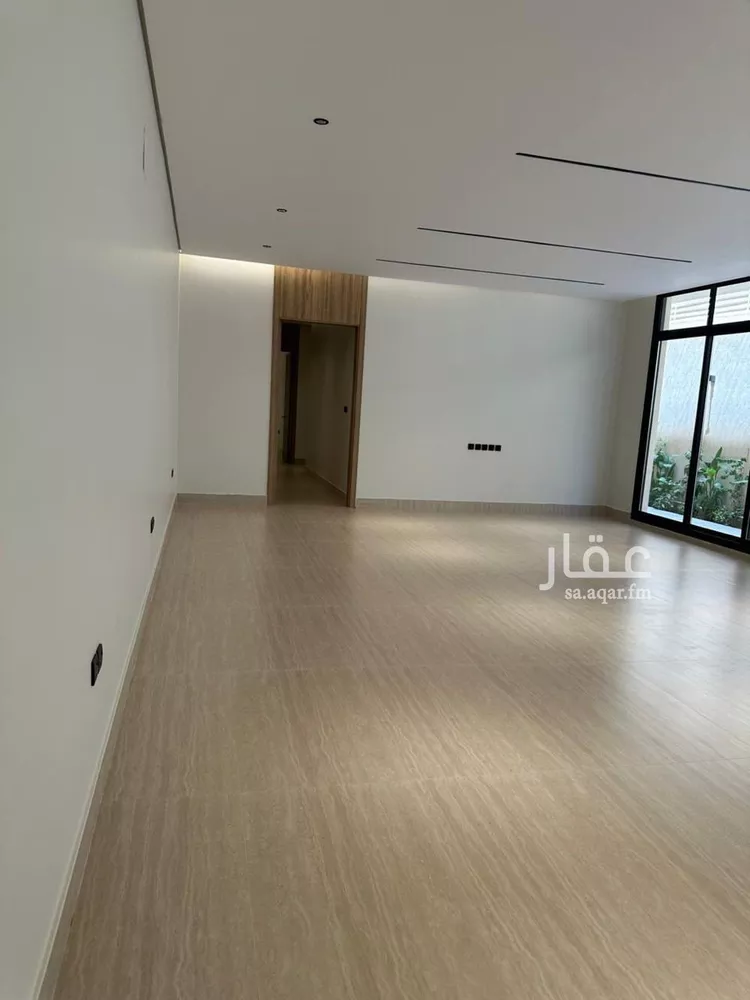 Floor for Sale in Riyadh Al Qirawan 16