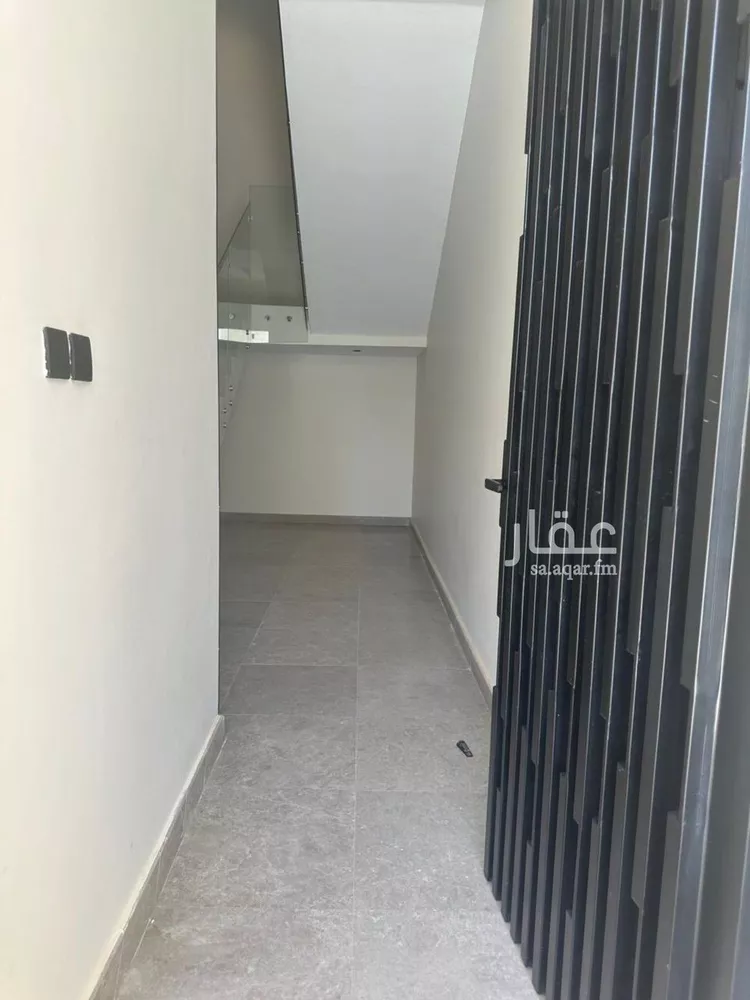 دور للبيع في شارع علي السنجاري, حي القيروان, مدينة الرياض, منطقة الرياض صورة 5