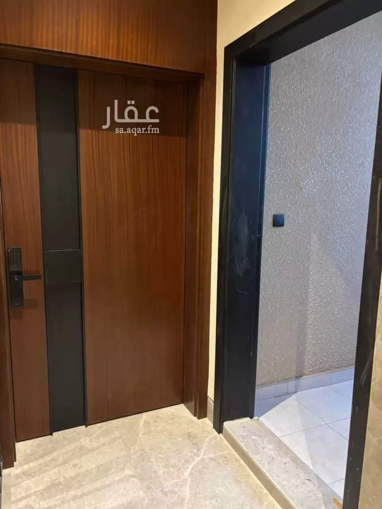دور للبيع في شارع ابن اللبان, حي الملك فهد, مدينة الرياض, منطقة الرياض 10
