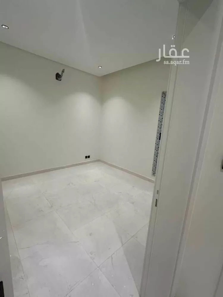 عمارة للإيجار في شارع عسفان, حي أم الحمام الغربي, مدينة الرياض, منطقة الرياض صورة 2