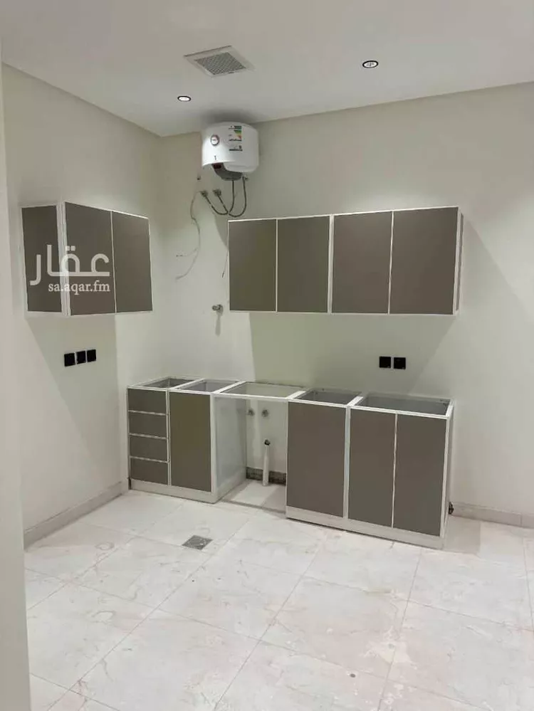 عمارة للإيجار في شارع عسفان, حي أم الحمام الغربي, مدينة الرياض, منطقة الرياض صورة 4