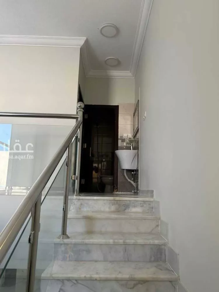 فيلا للإيجار في شارع حسين سرحان, حي العوالي, مدينة الرياض, منطقة الرياض صورة 5