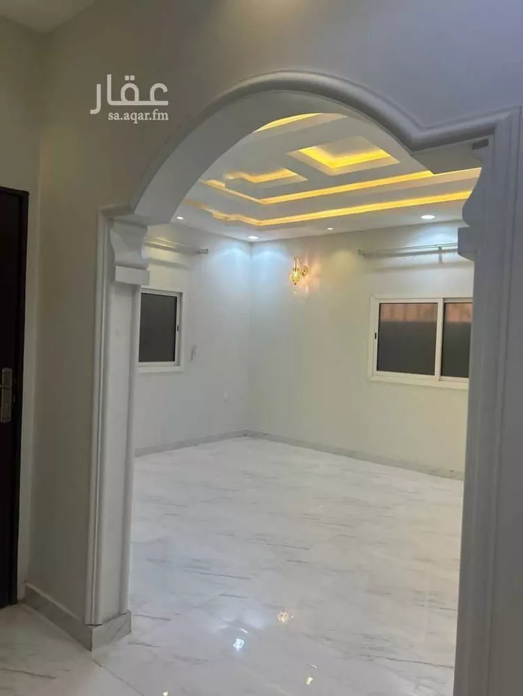 فيلا للإيجار في شارع حسين سرحان, حي العوالي, مدينة الرياض, منطقة الرياض 16