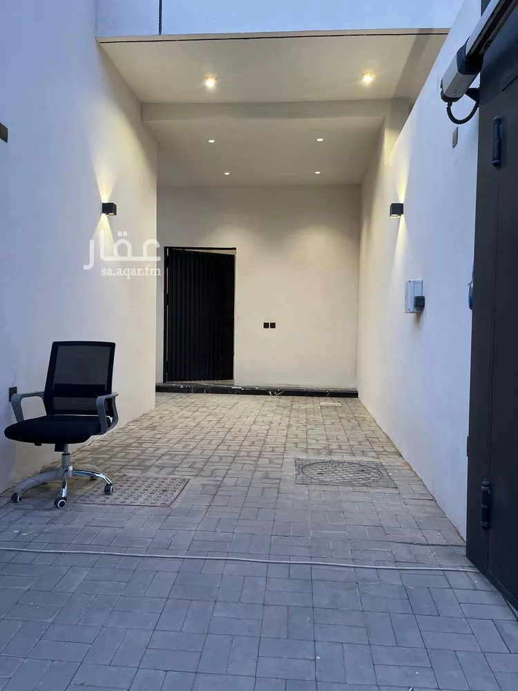 دور للبيع في شارع رقم 410, حي المونسية, مدينة الرياض, منطقة الرياض صورة 3