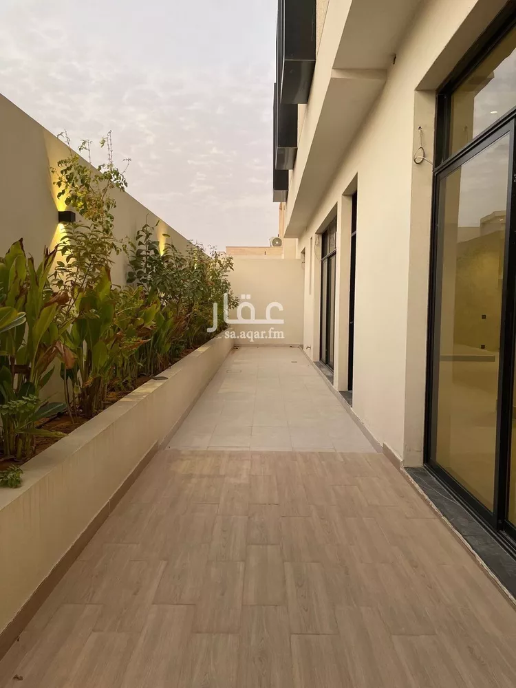 دور للبيع في شارع رقم 410, حي المونسية, مدينة الرياض, منطقة الرياض صورة 4