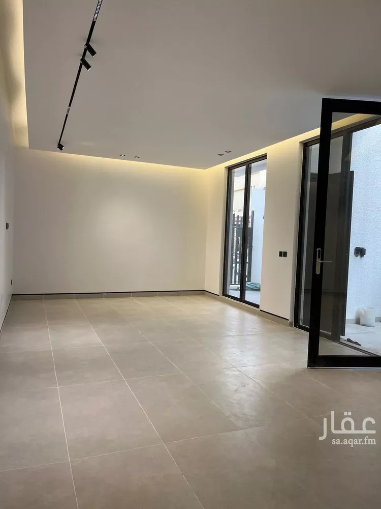 دور للبيع في شارع أبي الحسن بن مكي, حي الريان, مدينة الرياض, منطقة الرياض صورة 5