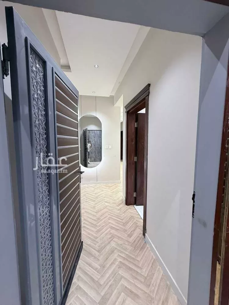 شقة للإيجار في شارع ابن سيدة اللغوي ، حي السويس ، جيزان ، منطقة جازان صورة 4