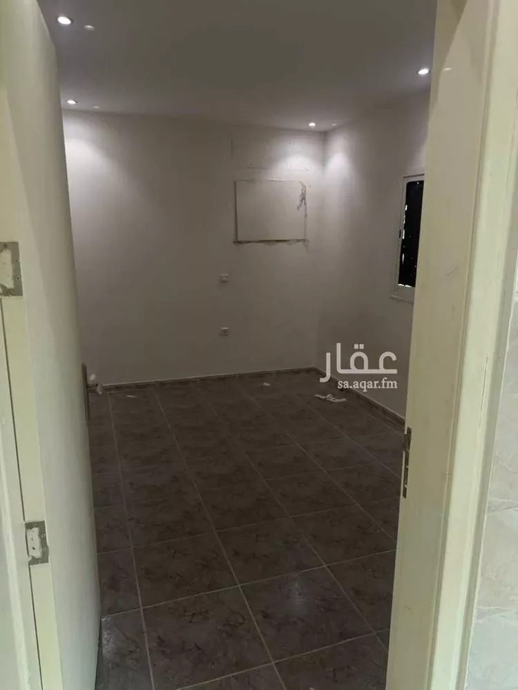 شقة للإيجار في شارع أحمد بن محمد السديري, حي القدس, مدينة الرياض, منطقة الرياض