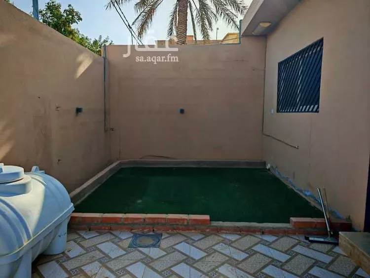 فيلا للإيجار في شارع عبدالله بن عبدالعزيز, حي الملك فهد, مدينة المجمعة, منطقة الرياض صورة 2