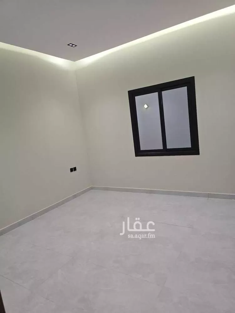 فيلا للبيع في شارع عبد الله بن المنذر بن كعب, حي المدينة الصناعية, مدينة المدينة المنورة, منطقة المدينة المنورة صورة 3