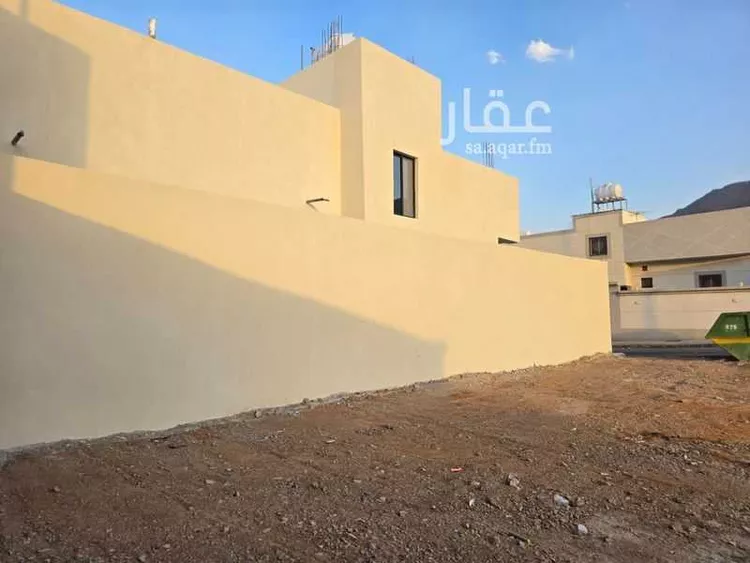 فيلا للبيع في شارع عبد الله بن المنذر بن كعب, حي المدينة الصناعية, مدينة المدينة المنورة, منطقة المدينة المنورة صورة 2