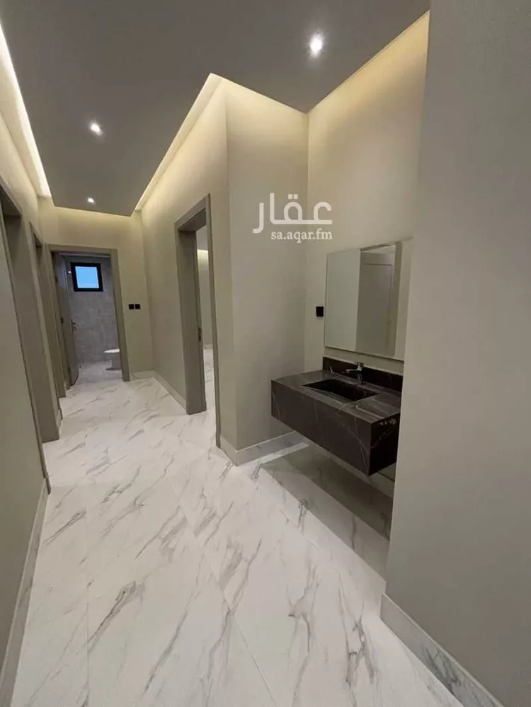 دور للبيع في شارع ابن أبي بكر, حي العارض, مدينة الرياض, منطقة الرياض صورة 5