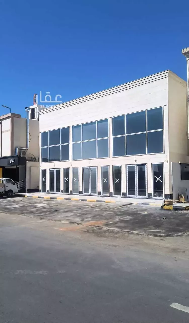 محل للإيجار في شارع حبيب بن الاسود, حي الدفاع, مدينة المدينه المنوره, منطقة المدينة المنورة صورة 2