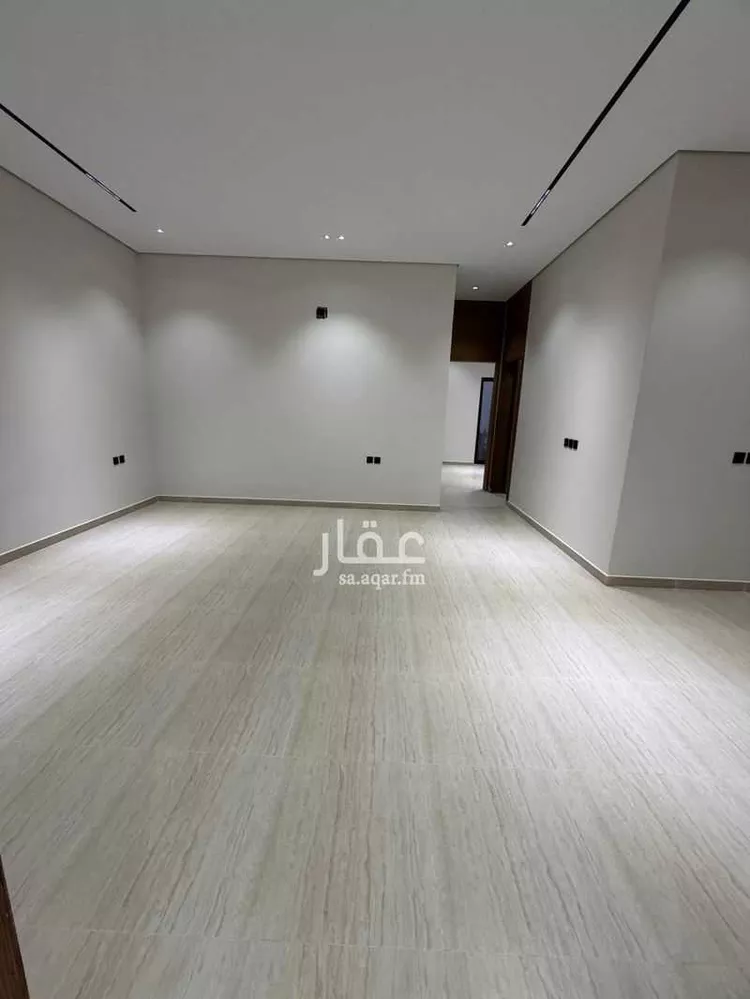 دور للبيع في شارع زياد بن أيوب ، حي الرمال ، الرياض ، منطقة الرياض صورة 3