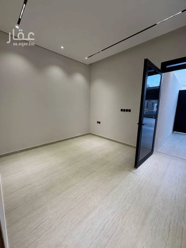 دور للبيع في شارع زياد بن أيوب ، حي الرمال ، الرياض ، منطقة الرياض صورة 2